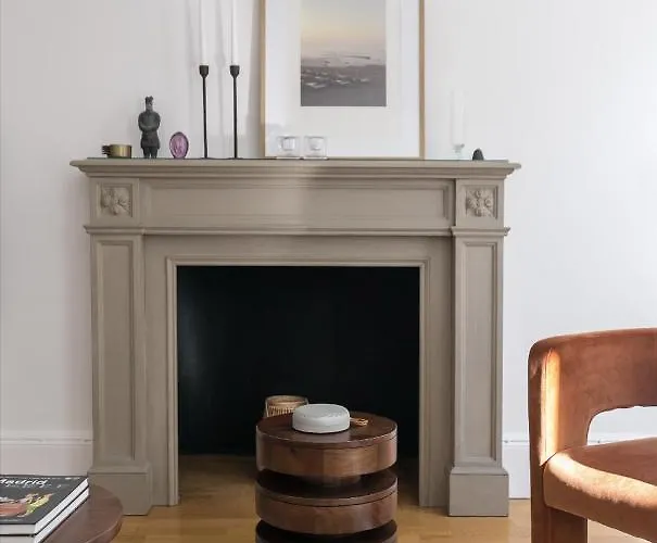 Generously Large 1 Bedroom Apartment In Farringdon
